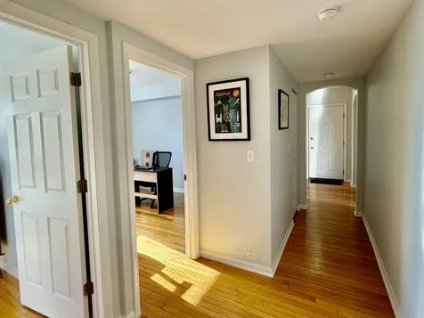 4915 North Wolcott Avenue Chicago IL 60640