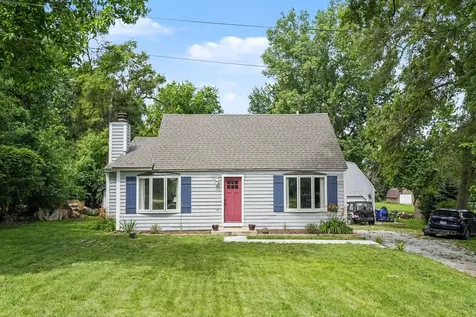 5S254 Radcliff Road Naperville IL 60563