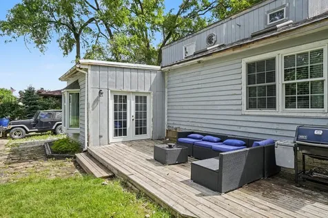 5S254 Radcliff Road Naperville IL 60563