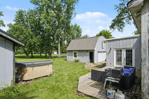 5S254 Radcliff Road Naperville IL 60563