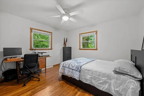 27W755 Robin Lane West Chicago IL 60185