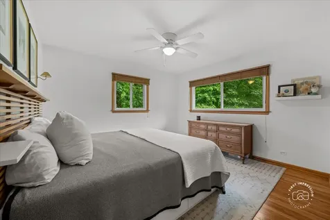 27W755 Robin Lane West Chicago IL 60185