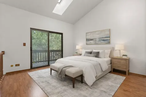 1440 Waukegan Road Deerfield IL 60015