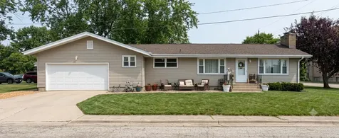 395 South Michigan Avenue Bradley IL 60915