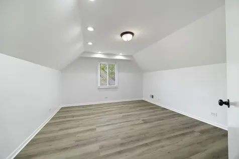 2619 Alexander Street Homewood IL 60430