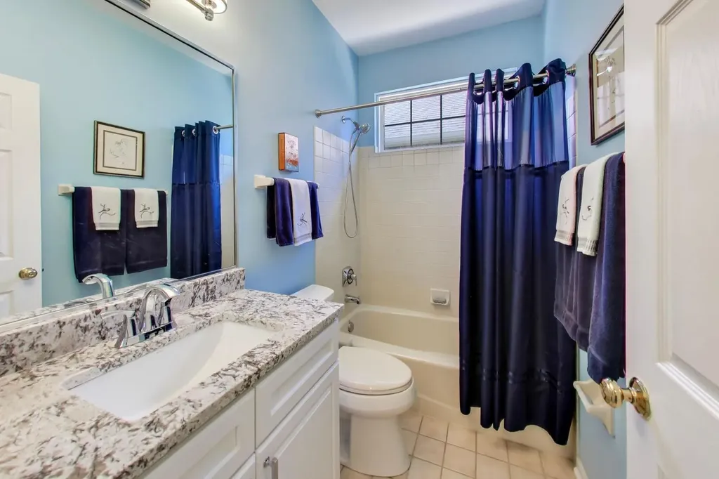1701 Astor Avenue Oakbrook Terrace IL 60181