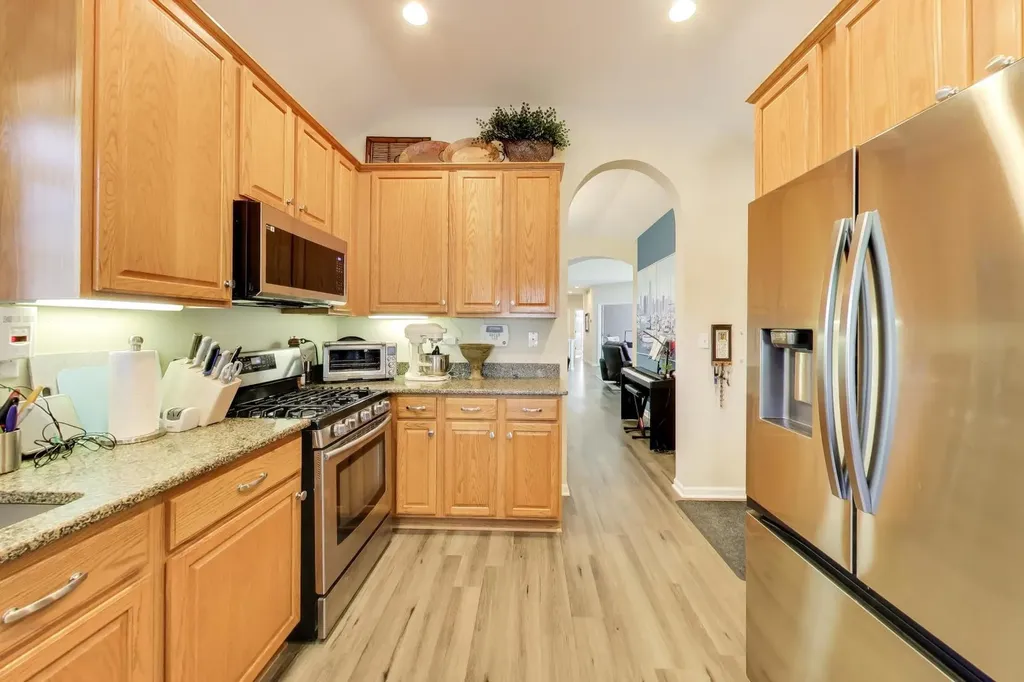 1701 Astor Avenue Oakbrook Terrace IL 60181