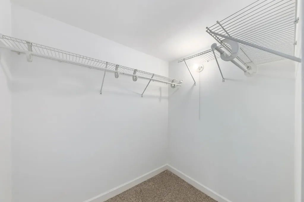 1736 South Washington Street Naperville IL 60565
