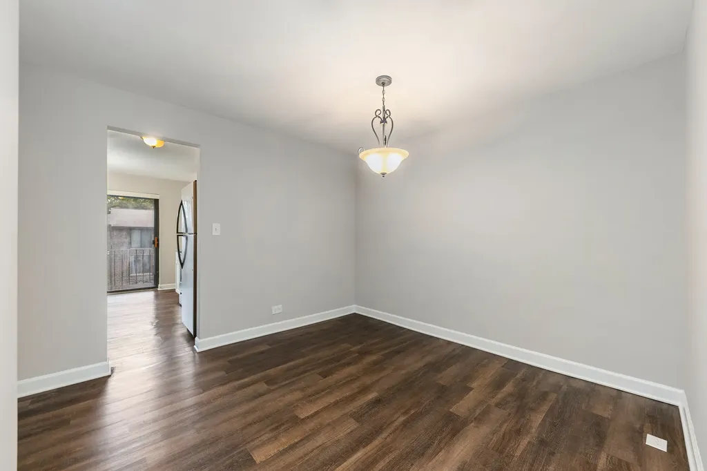 1736 South Washington Street Naperville IL 60565