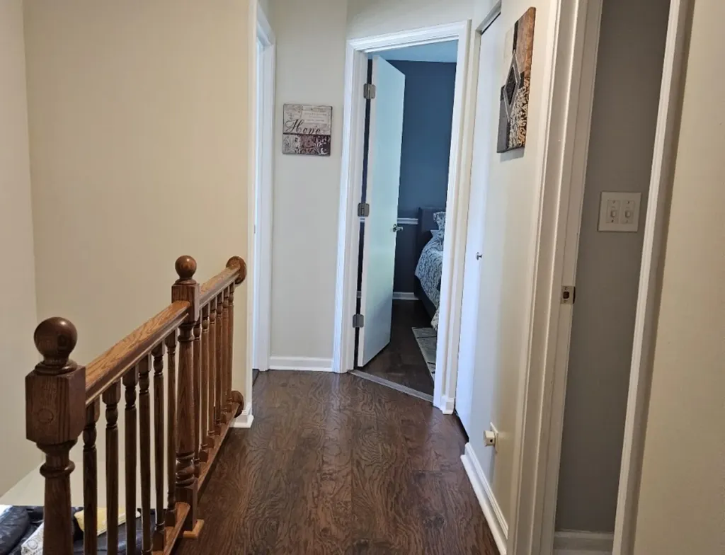 807 Kansas Street Carol Stream IL 60188