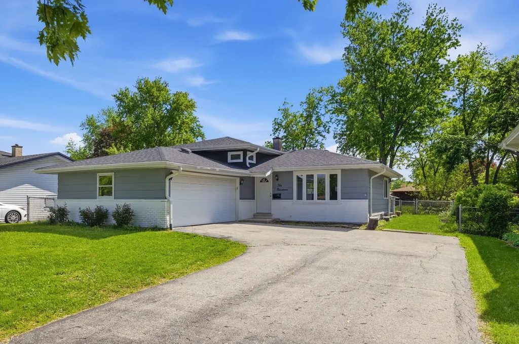 1019 Kim Place Lemont IL 60439
