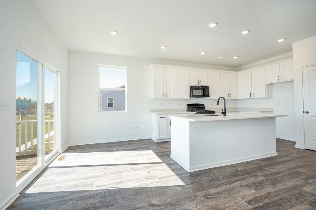 4283 Chelsea Manor Circle Aurora IL 60504