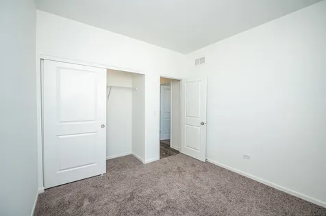 4283 Chelsea Manor Circle Aurora IL 60504
