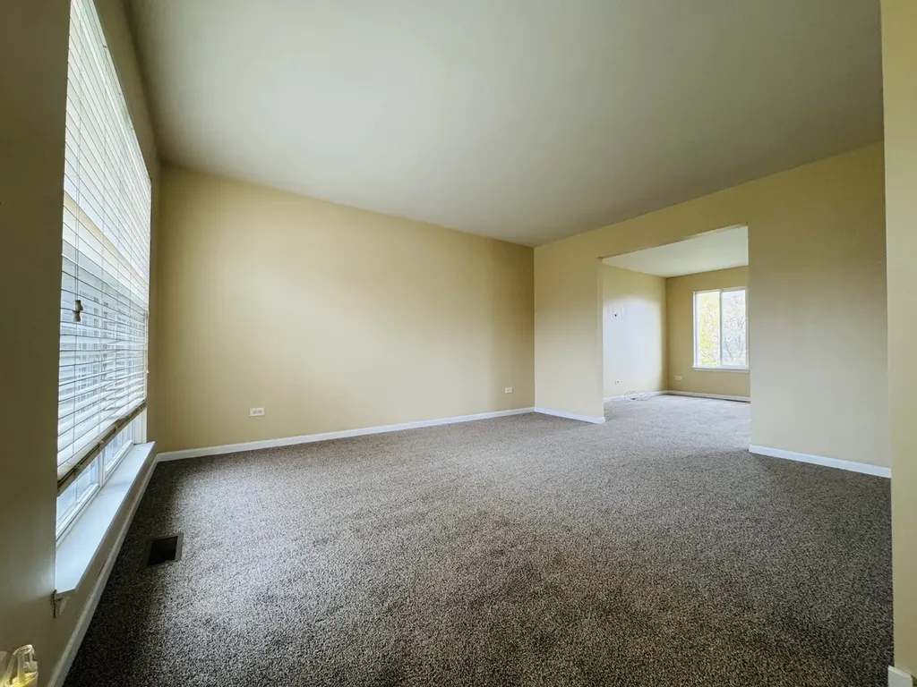 408 Clifton Lane Bolingbrook IL 60440
