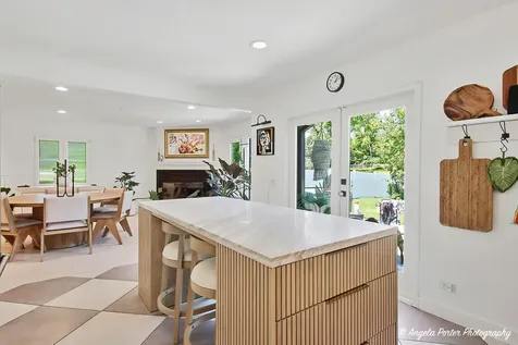 25604 West Ivanhoe Road Wauconda IL 60084