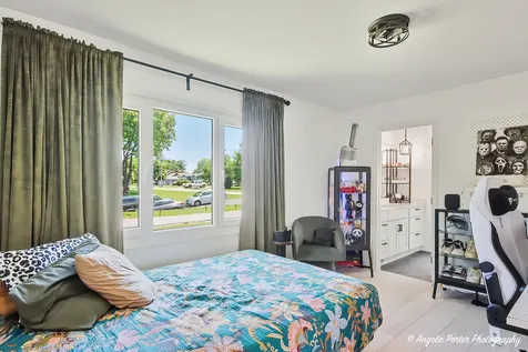 25604 West Ivanhoe Road Wauconda IL 60084