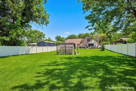25604 West Ivanhoe Road Wauconda IL 60084
