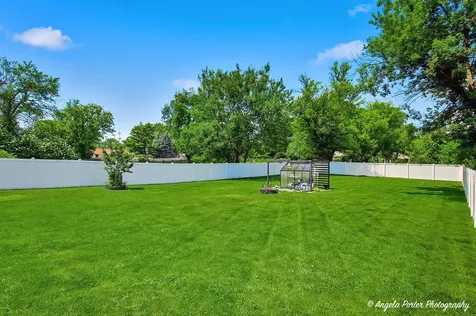 25604 West Ivanhoe Road Wauconda IL 60084