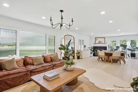 25604 West Ivanhoe Road Wauconda IL 60084