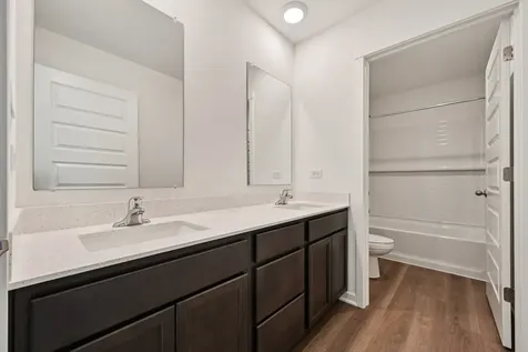 1034 Emerald Drive Montgomery IL 60538