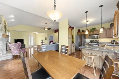 21392 Sea Ray Lane Wilmington IL 60481