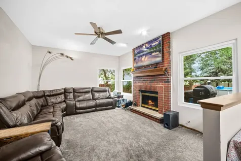 368 Brookhaven Circle Sugar Grove IL 60554