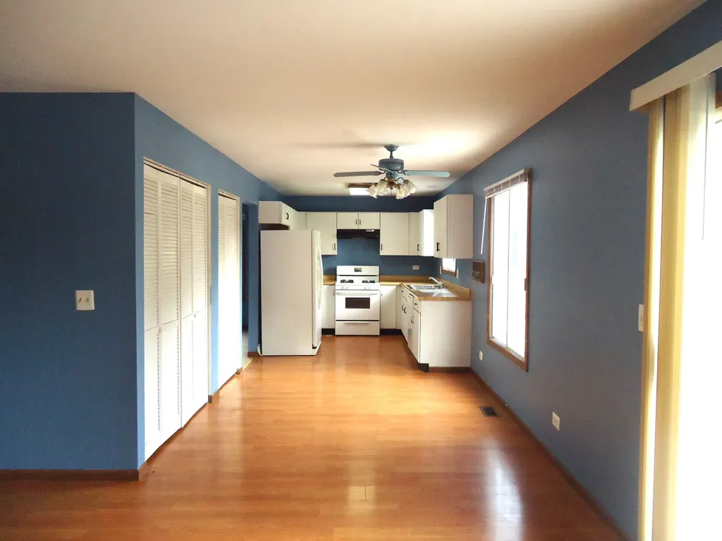 2539 Brunswick Circle Woodridge IL 60517