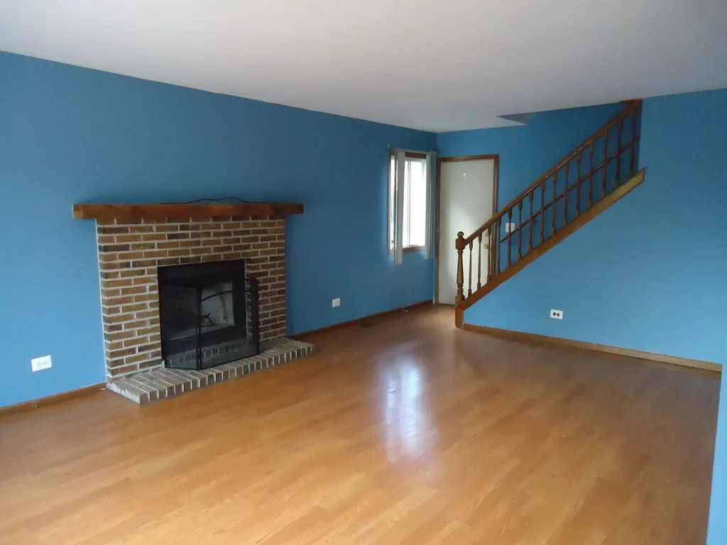 2539 Brunswick Circle Woodridge IL 60517