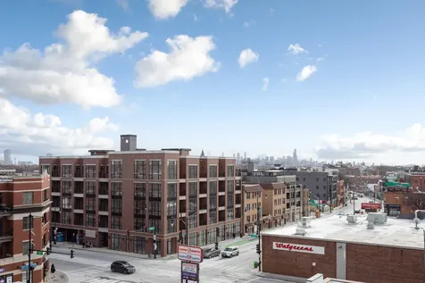 2505 West Farragut Avenue Chicago IL 60625