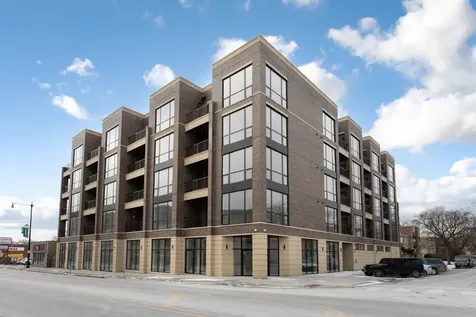 2505 West Farragut Avenue Chicago IL 60625