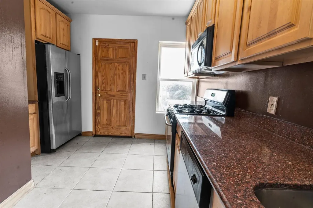 5321 South Michigan Avenue Chicago IL 60615