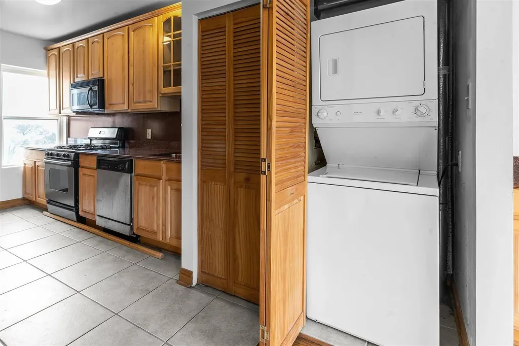 5321 South Michigan Avenue Chicago IL 60615