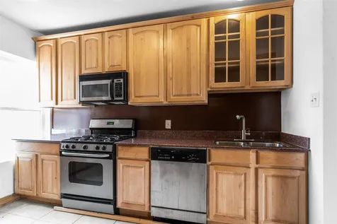 5321 South Michigan Avenue Chicago IL 60615