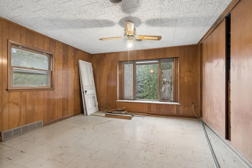 14925 South Bartlett Avenue Plainfield IL 60544