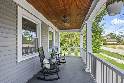 331 East Russell Street Barrington IL 60010