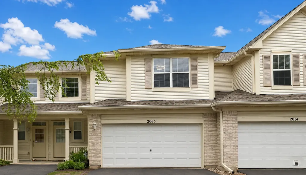 2065 Sunrise Circle Aurora IL 60503