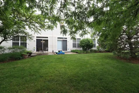 2065 Sunrise Circle Aurora IL 60503