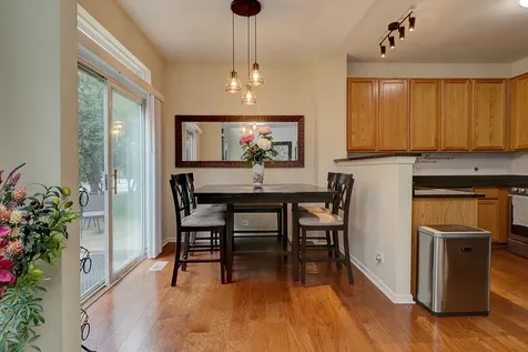 2065 Sunrise Circle Aurora IL 60503
