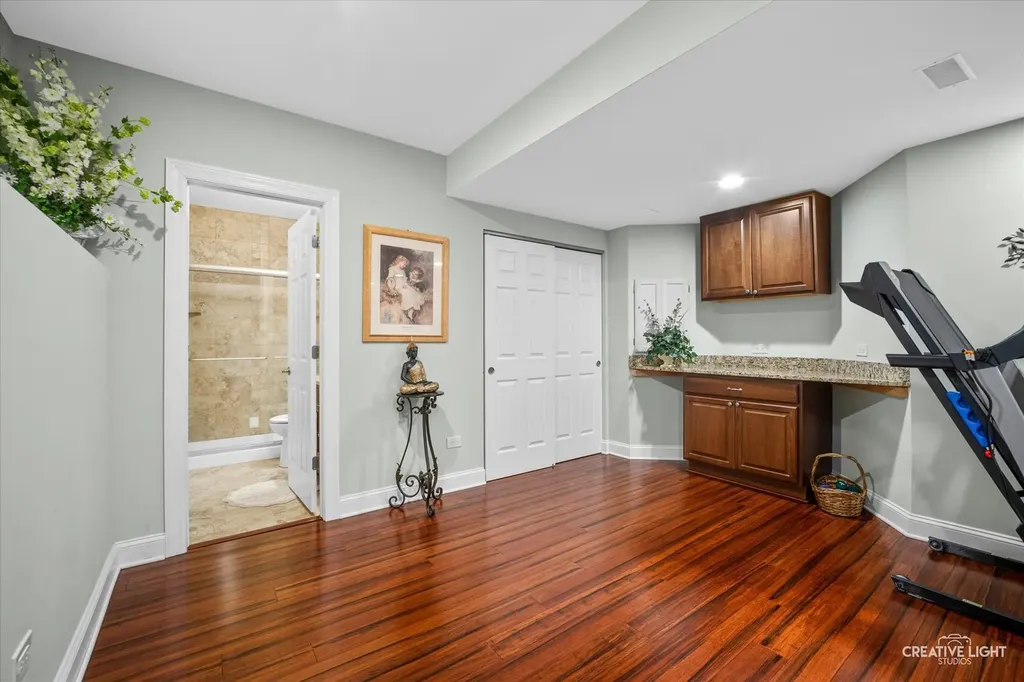 706 Wehrli Drive Naperville IL 60540