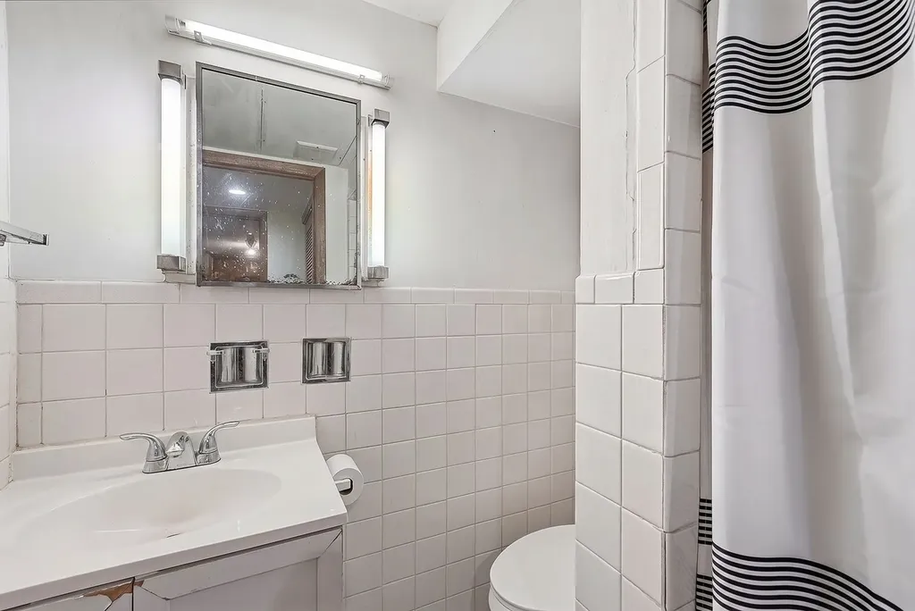 6348 South Laporte Avenue Chicago IL 60638
