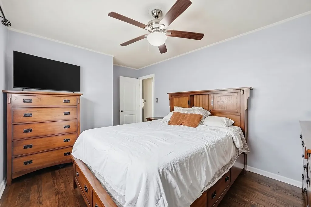 6348 South Laporte Avenue Chicago IL 60638