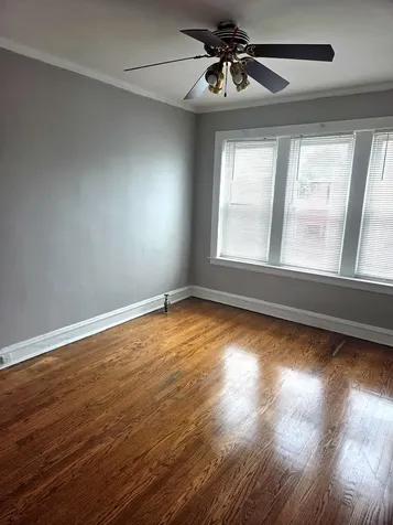 8030 South Paxton Avenue Chicago IL 60617
