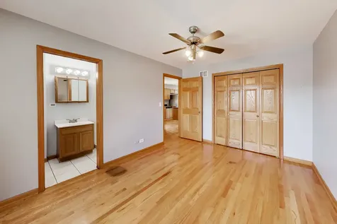 7520 West 61st Street Summit IL 60501