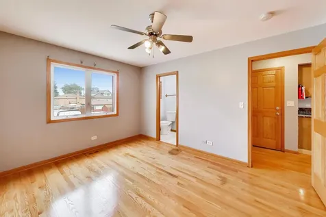 7520 West 61st Street Summit IL 60501