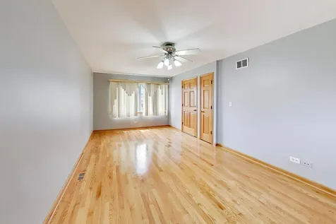 7520 West 61st Street Summit IL 60501
