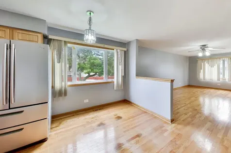 7520 West 61st Street Summit IL 60501