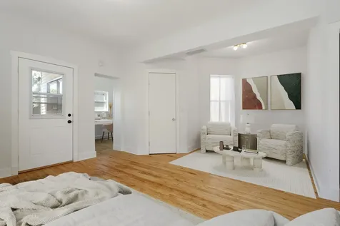 3843 West Addison Street Chicago IL 60618
