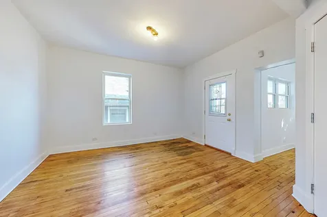 3843 West Addison Street Chicago IL 60618