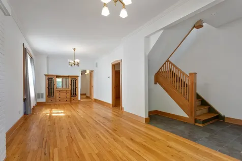 3843 West Addison Street Chicago IL 60618