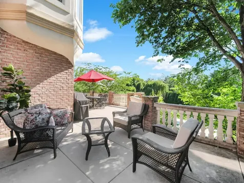 151 Palmer Circle Vernon Hills IL 60061